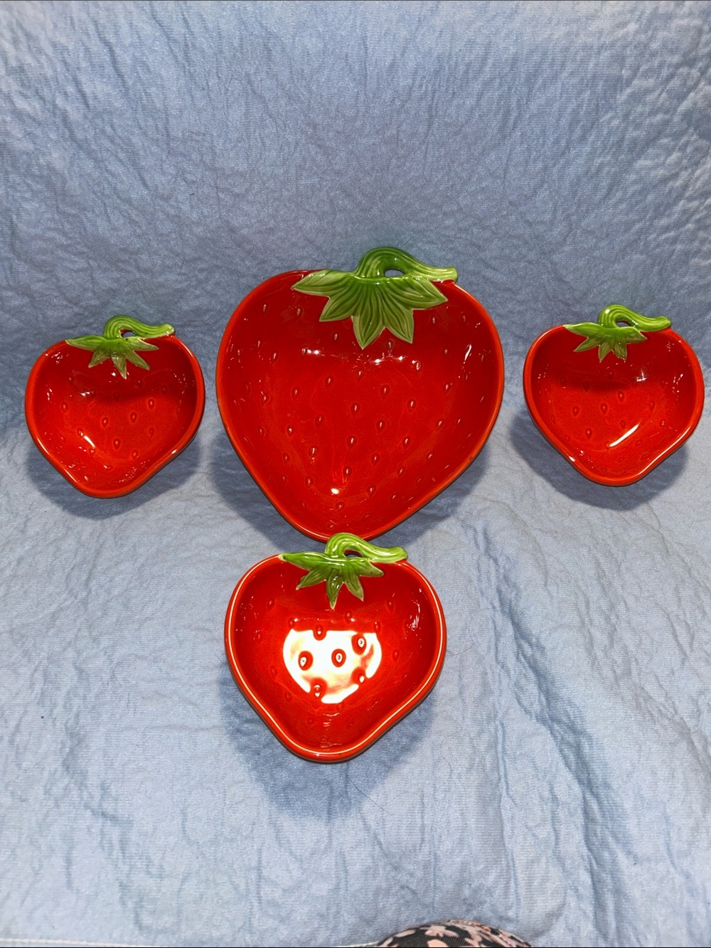 Pier 1 Wild Strawberry Shape Bowl Set Cottagecore Bowls Retro Summer Vibes